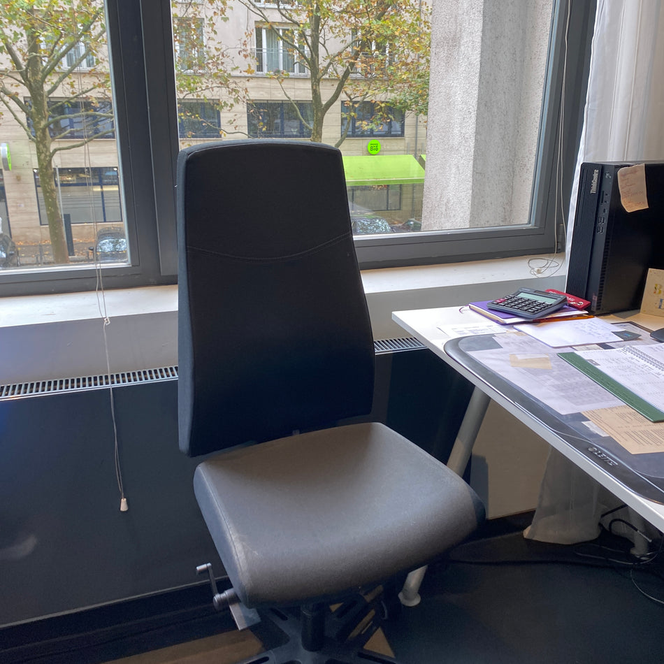 Löffler Tango Bürodrehstuhl gebraucht schwarz