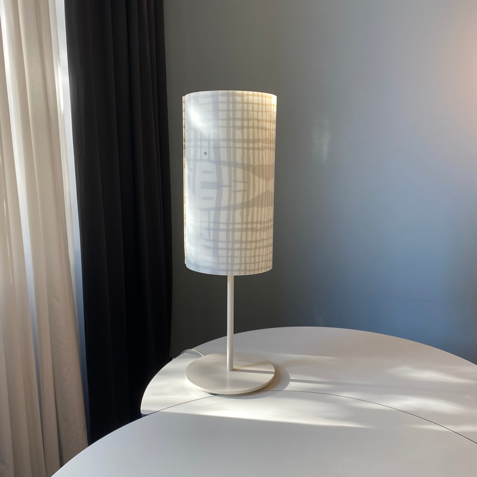 Mawa Design Tischlampe gebraucht weiß grau Lampe