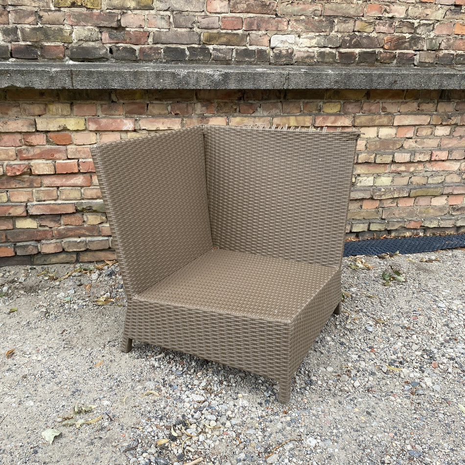 Outdoor Rattan Ecksessel gebraucht Mangelware