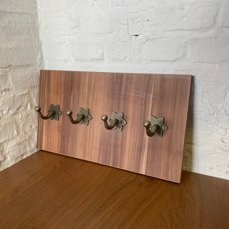 Wandgarderobe gebraucht braun Holz Dekor 4 Haken Garderobe