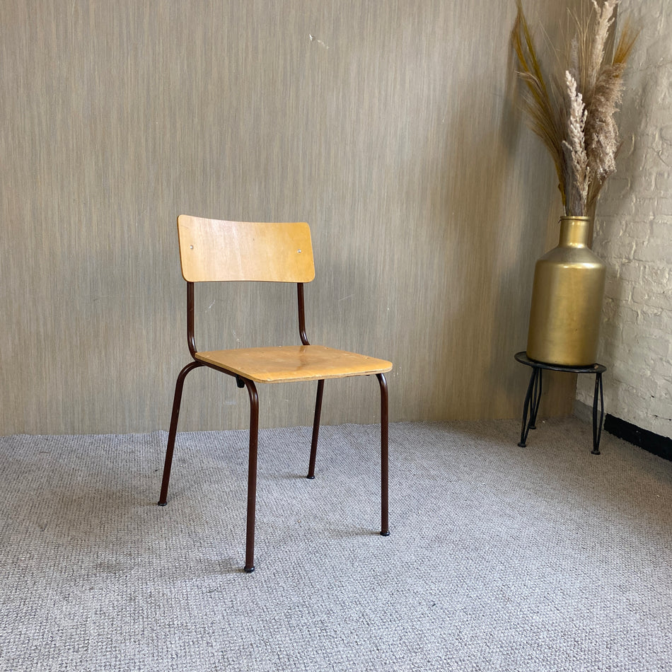 Stapelstuhl gebraucht braun Eiche Holz Stuhl