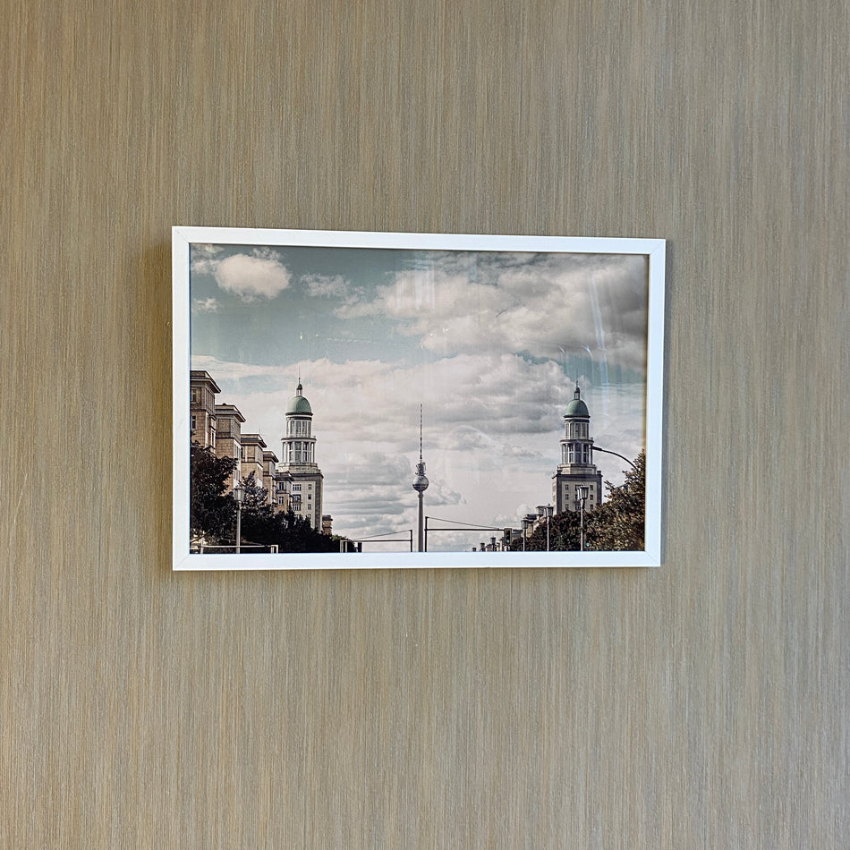 Wandbild gebraucht Berlin Fernsehturm Holzrahmen weiß Bild
