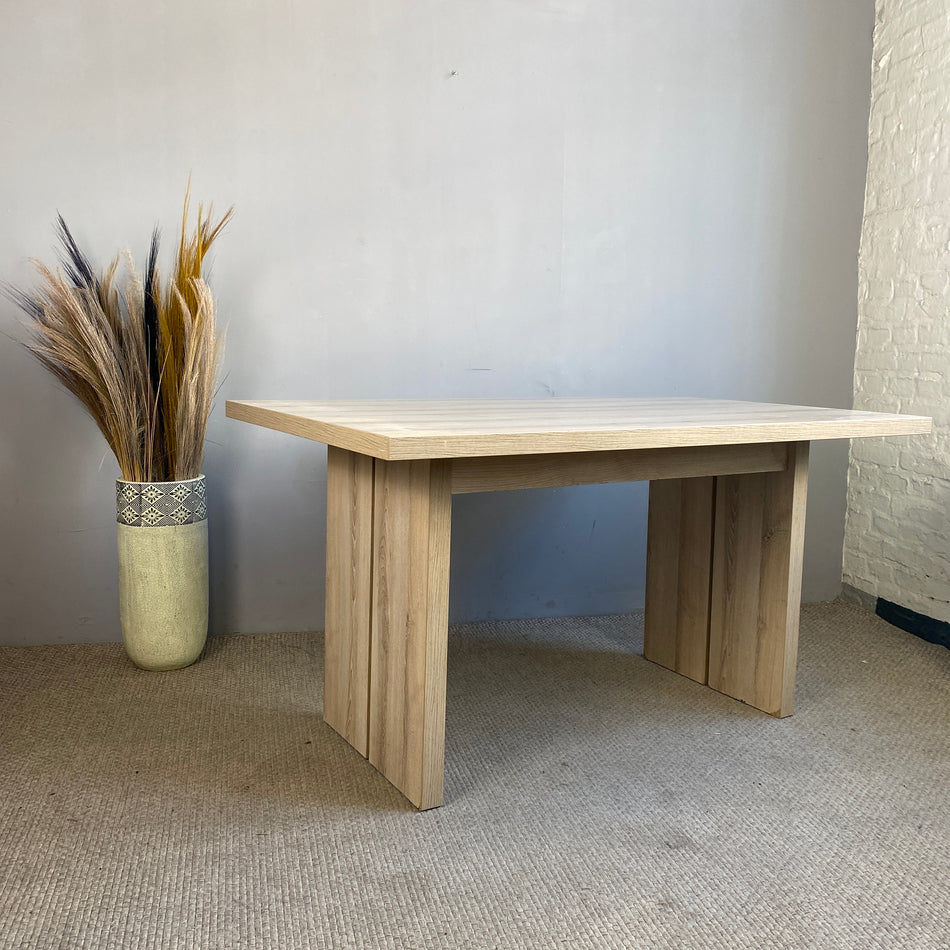 Esstisch gebraucht Holz beige 140x90 Tisch