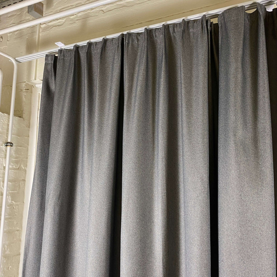 Gardine Vorhang Verdunkler gebraucht 237x180 dunkelgrau Webstruktur