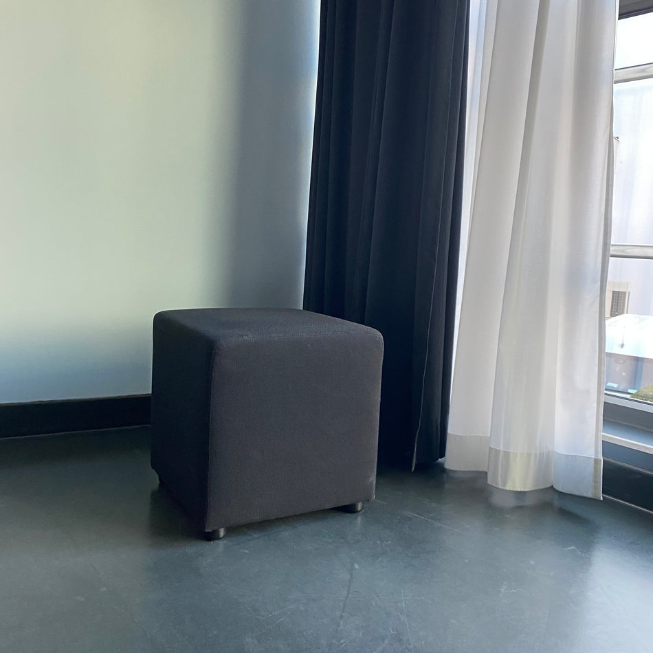 Sitzhocker gebraucht dunkelgrau gepolstert Pouf Hocker