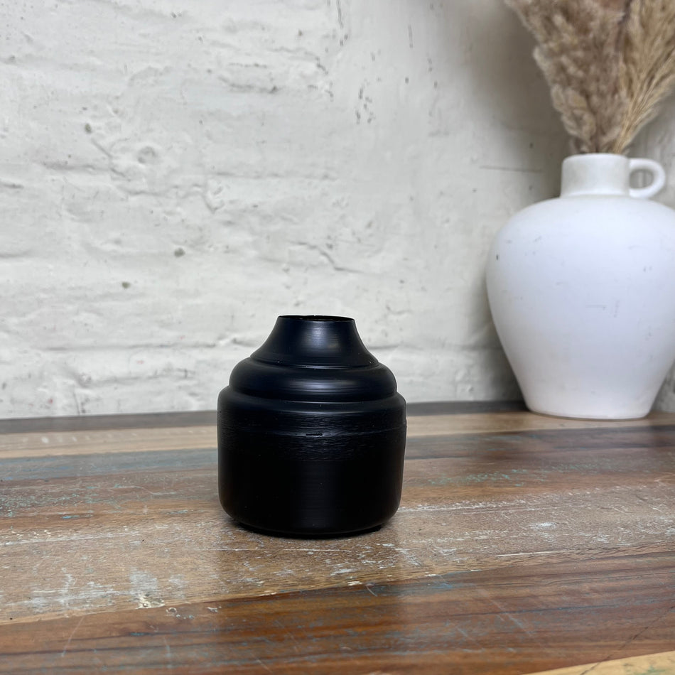 Kleine Vase schwarz Metall matt 9cm Dekoration