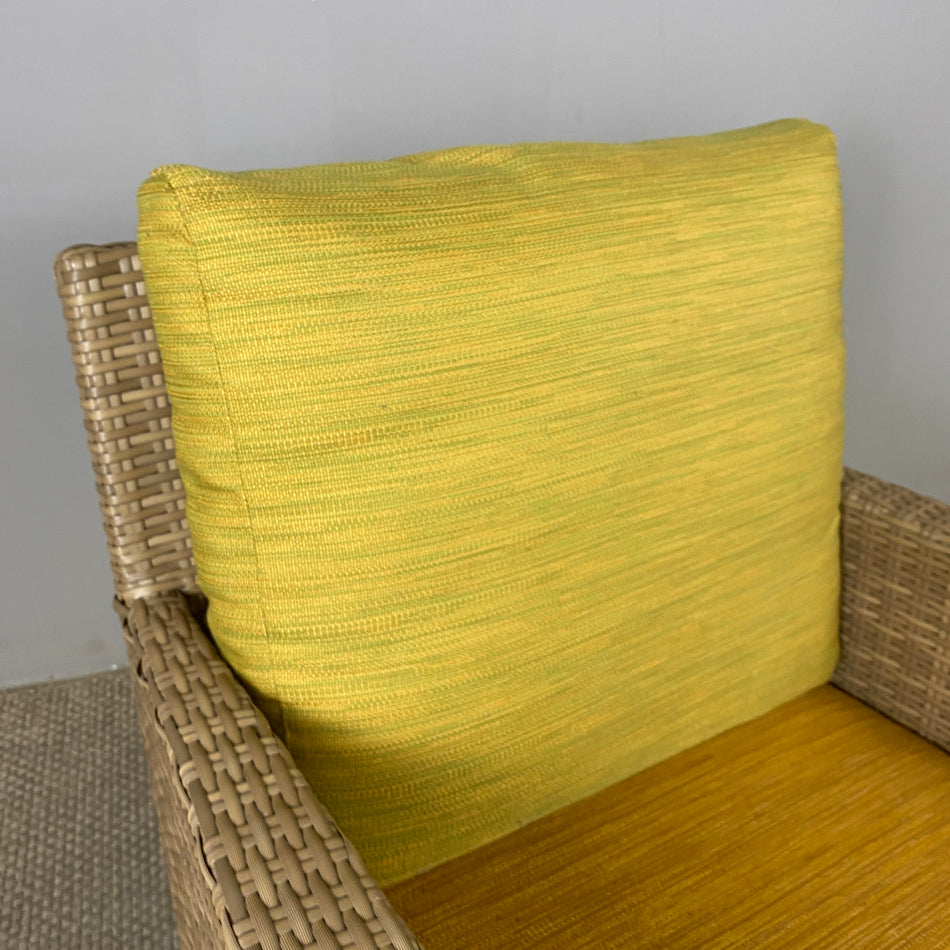 Outdoor Rattan Armlehnsessel gebraucht orange grün dunkel Sessel