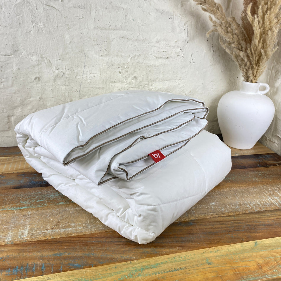 Beyosa White Line Bettdecke 155x220 Decke Neuware