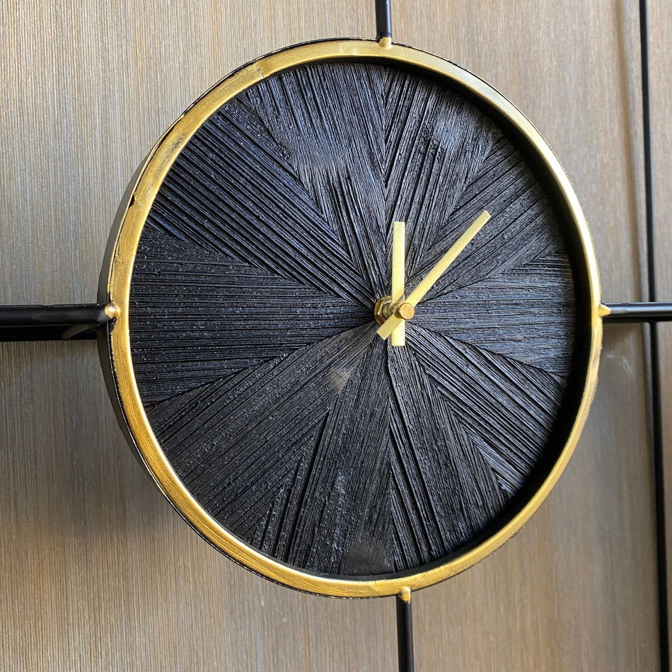 Daydream Reni Wanduhr schwarz golden mit Regal Uhr
