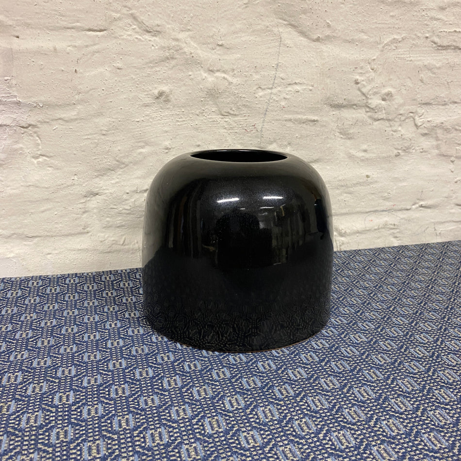 ami design Vase schwarz Keramik 16cm