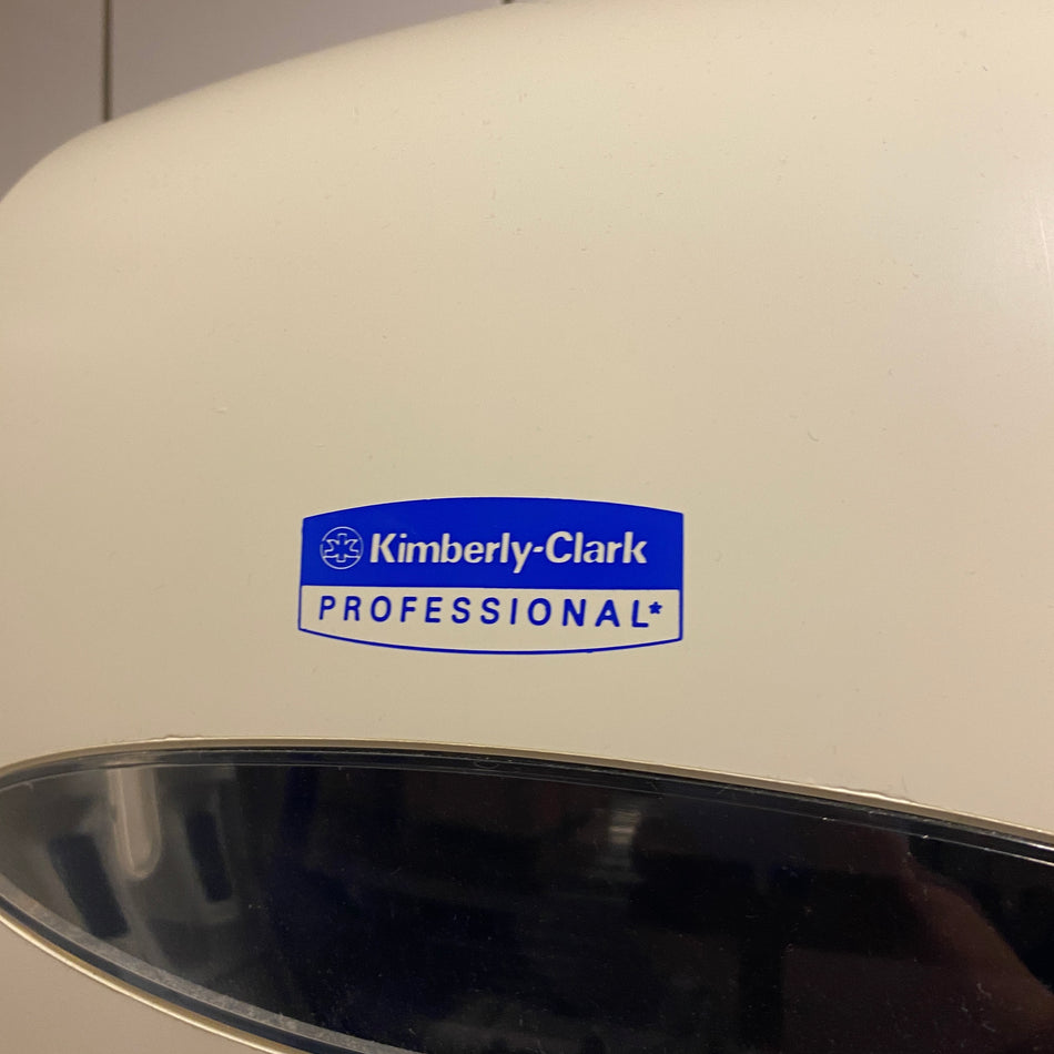 Kimberly Clark Professional Papierhandtuchspender gebraucht WC Bad