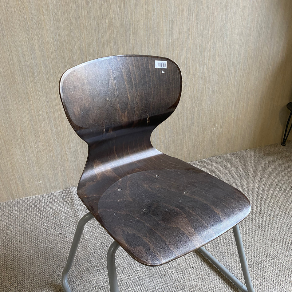 WOODMARK Stuhl gebraucht dunkelbraun grau Holz Metall Stapelstuhl