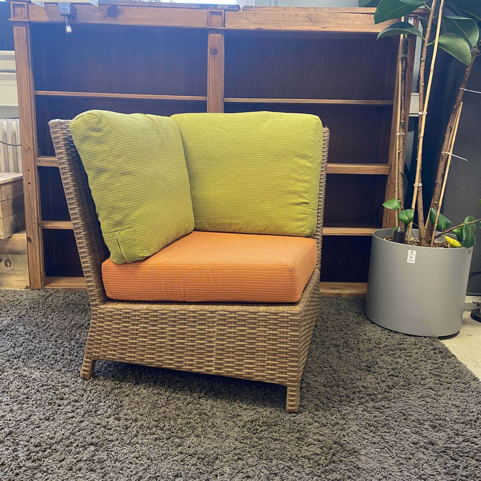 Outdoor Rattan Ecksessel gebraucht orange grün dunkel
