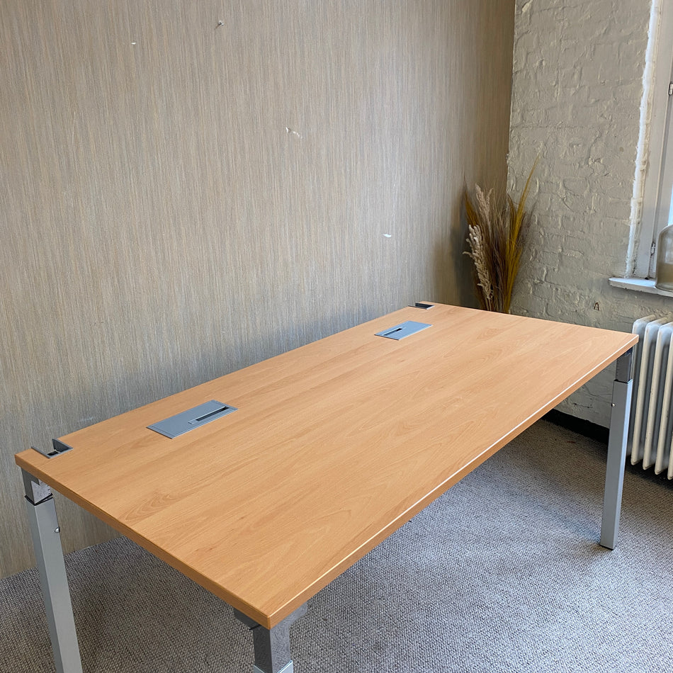 Steelcase Schreibtisch gebraucht Holz silbern 160cm Tisch