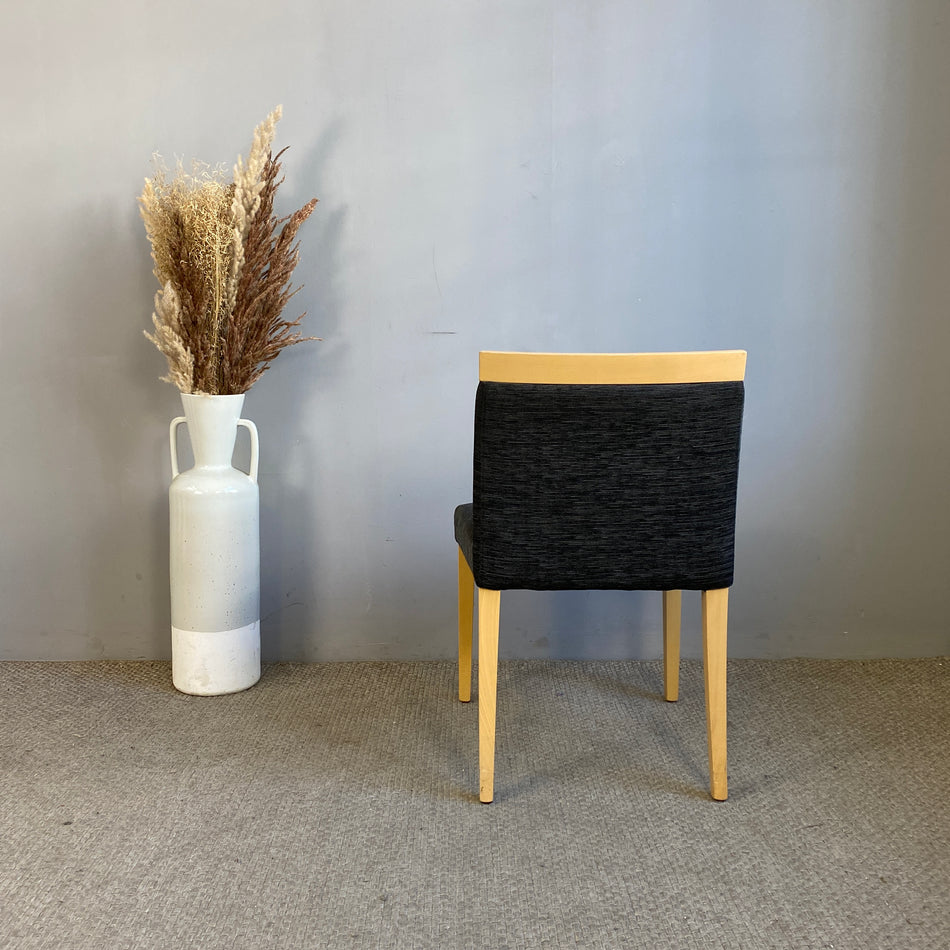 Stuhl gebraucht schwarz gepolstert Holz Esszimmerstuhl