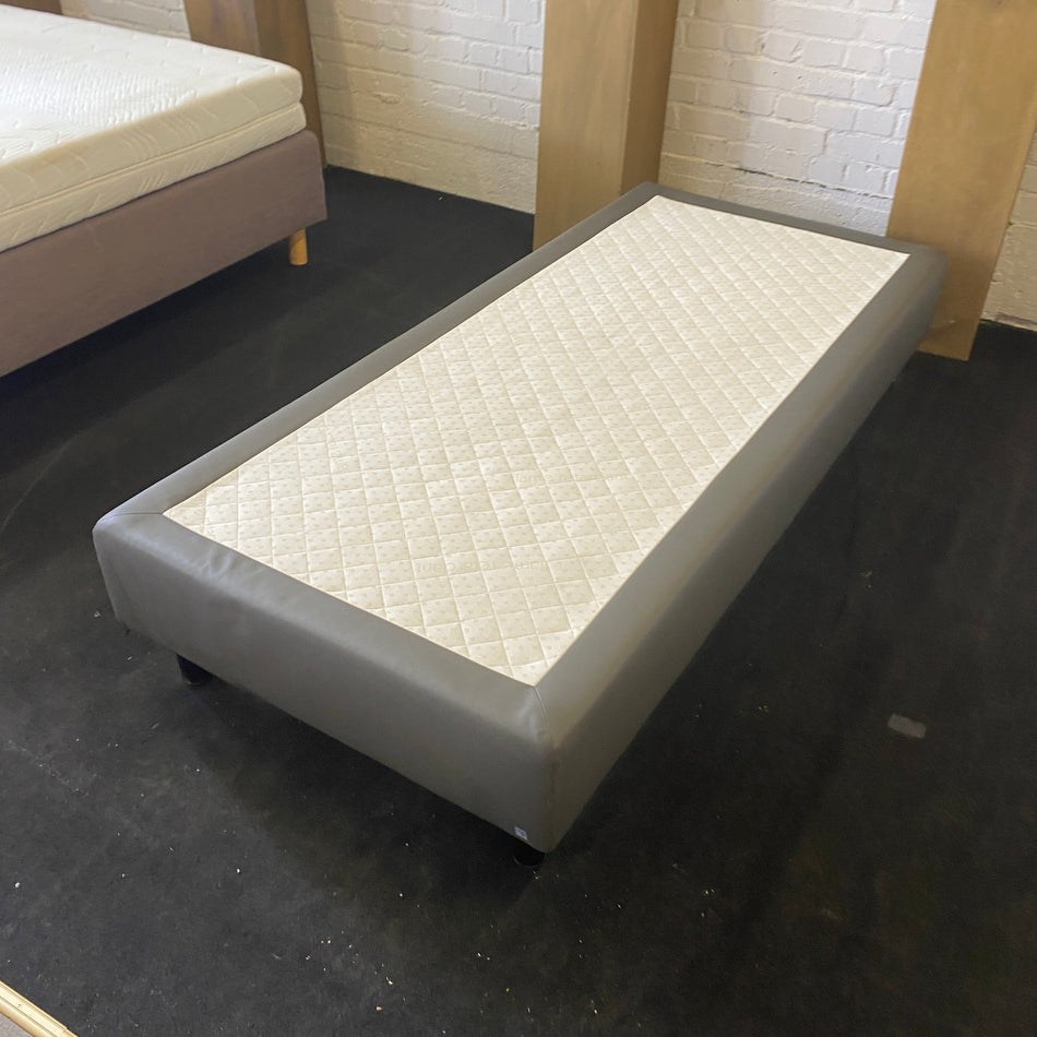 Bettgestell gebraucht grau Kunstleder 90x200