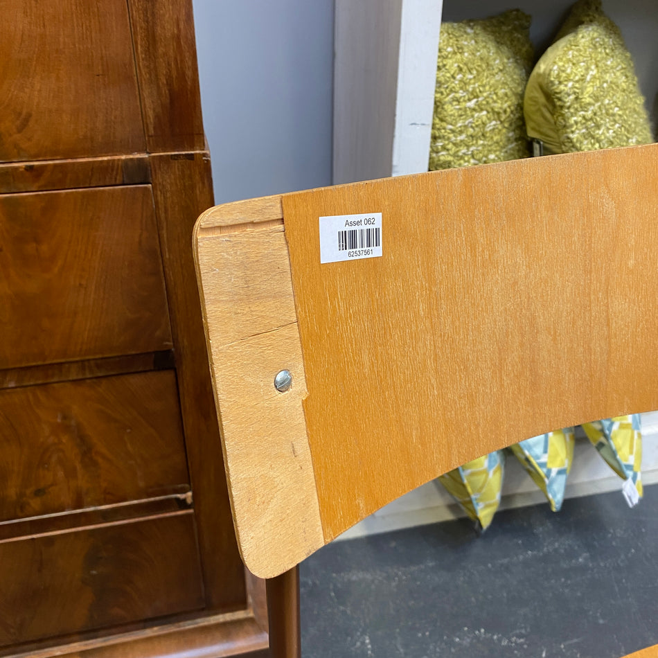 Stapelstuhl gebraucht braun Eiche Holz Stuhl