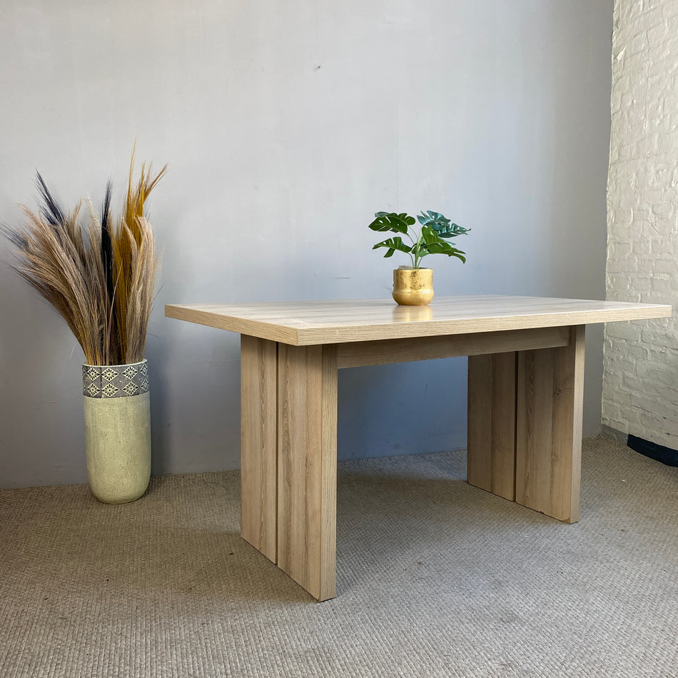 Esstisch gebraucht Holz beige 140x90 Tisch