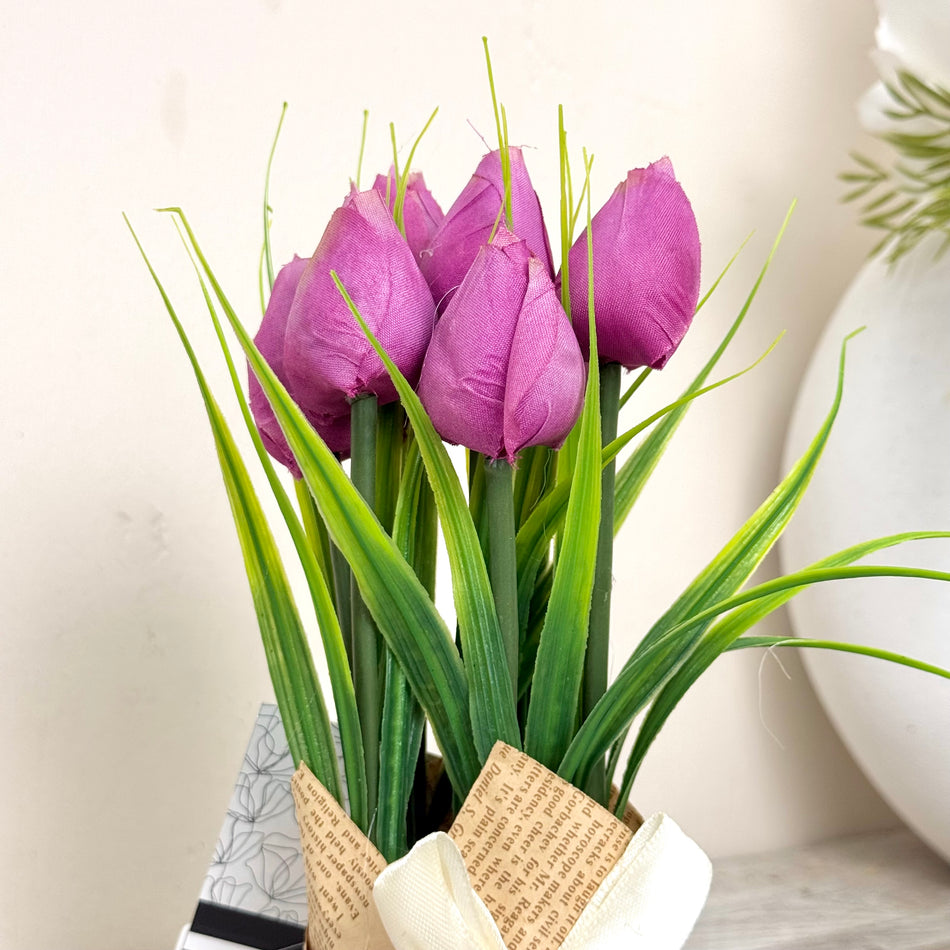 Kunstblumen Tulpen in Geschenkverpackung Deko Lila Frühling