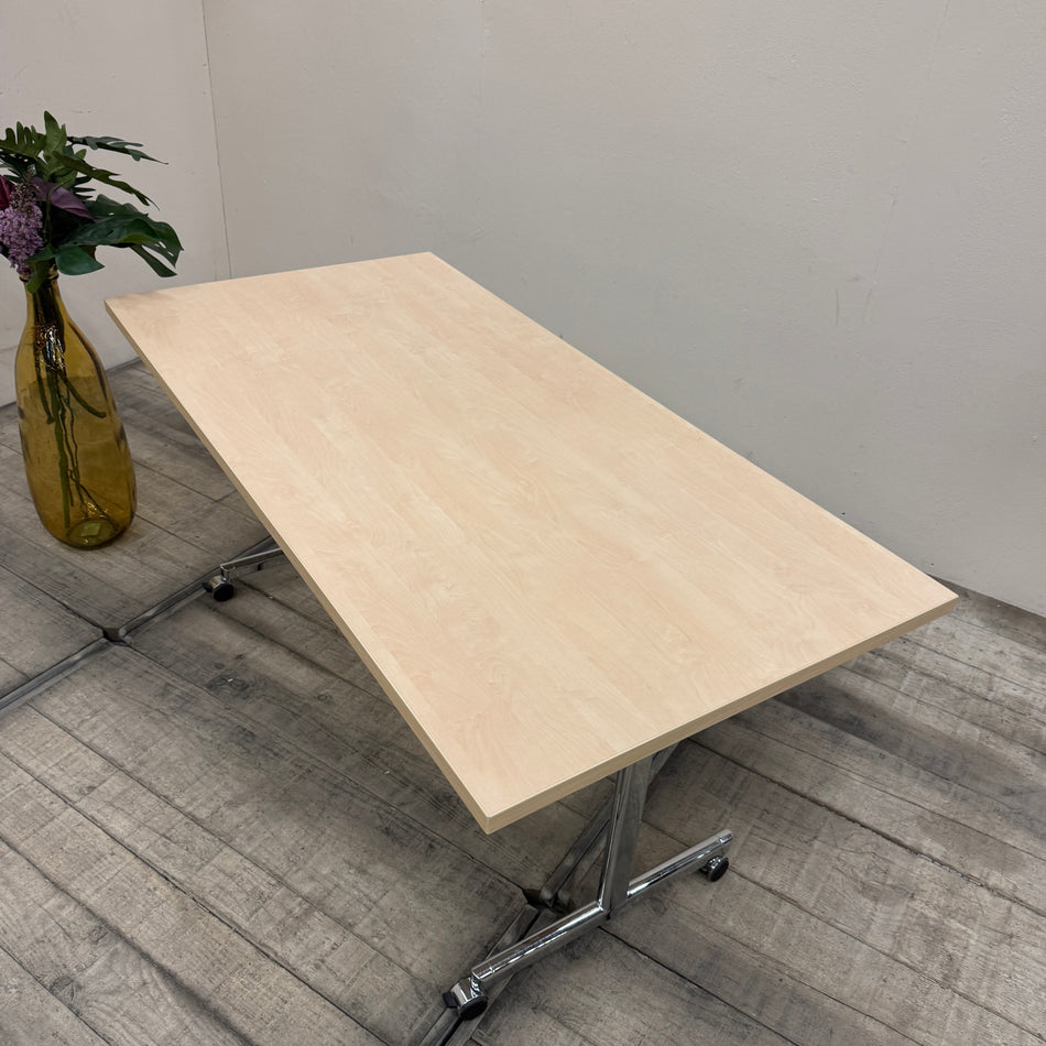 Brunner Torino  Bürotisch Schreibtisch Mobil Natur Ahorn Chrom Metall Rollen Tisch Gebraucht