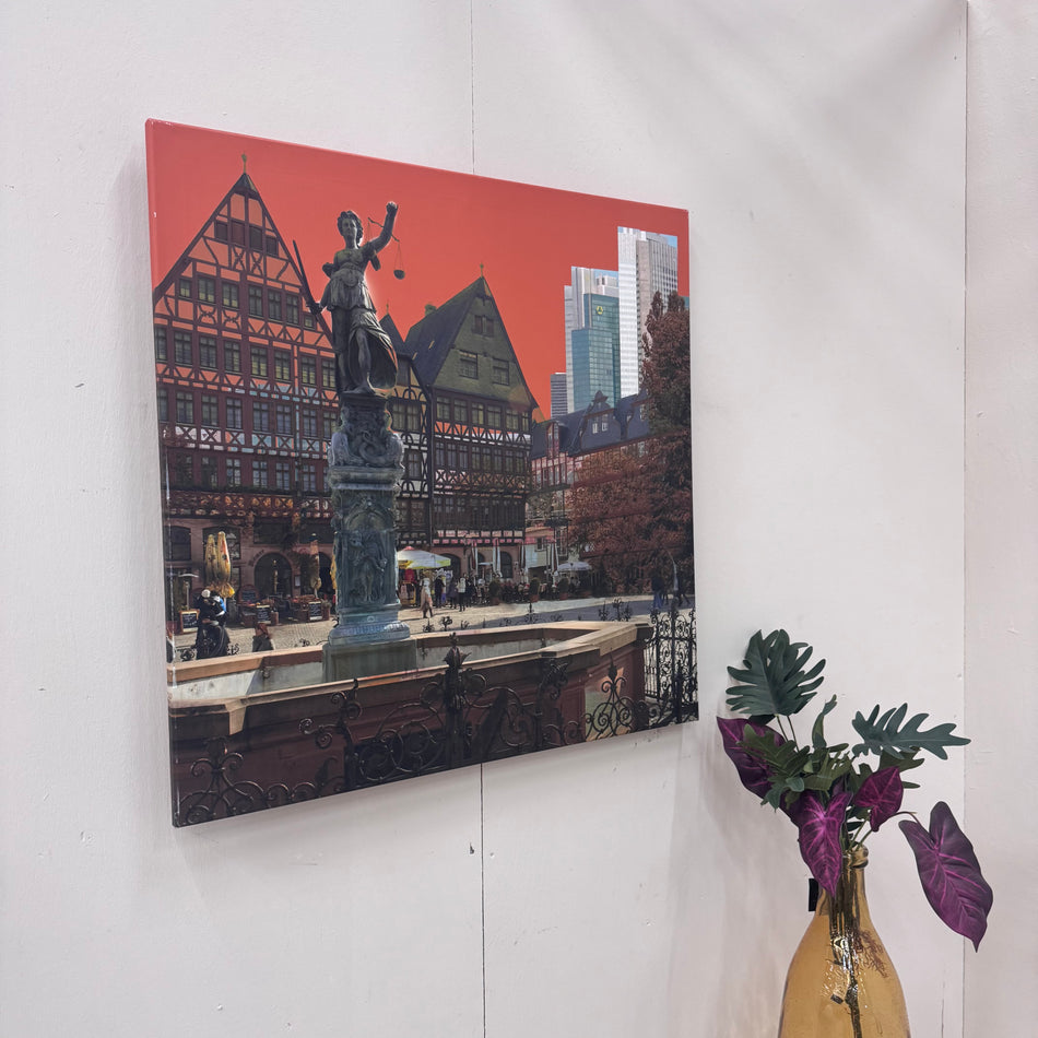 Wandbild 90x90 - Frankfurt Gerechtigkeitsbrunnen Rot - Fotodruck auf Leinwand Gebraucht