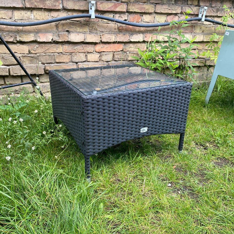 Outdoor Rattan Tisch gebraucht dunkelgrau Glas Couchtisch