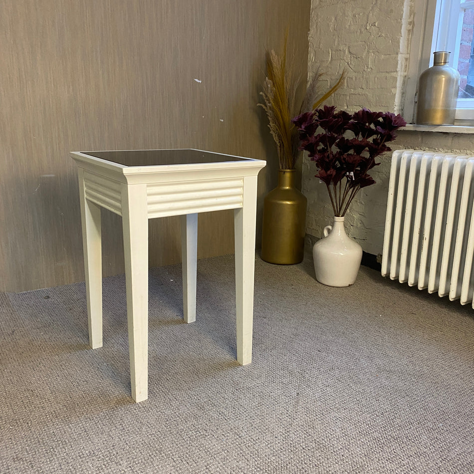 Beistelltisch Weiß mit schwarzer Glasplatte – Moderner kleiner Wohnzimmertisch Tisch gebraucht