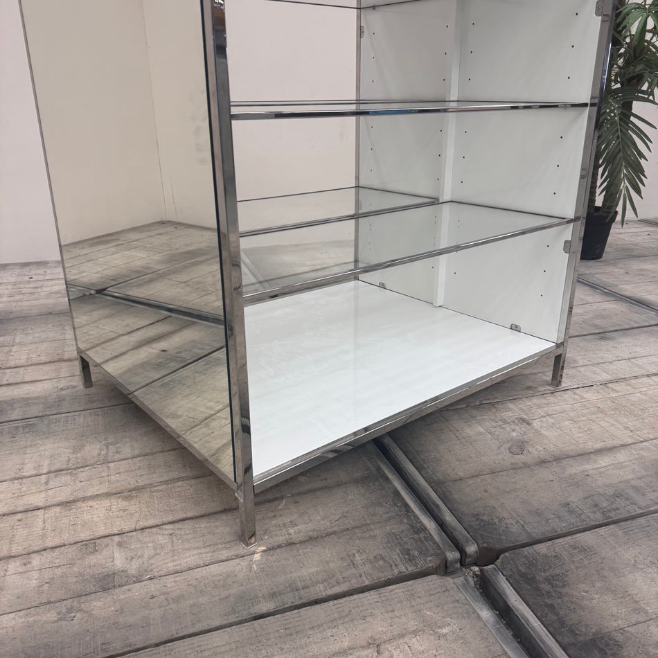 Tommy Hilfiger Verkaufsdisplay Silber/Weiß Verspiegelt Ladenbau-Regal Gebraucht
