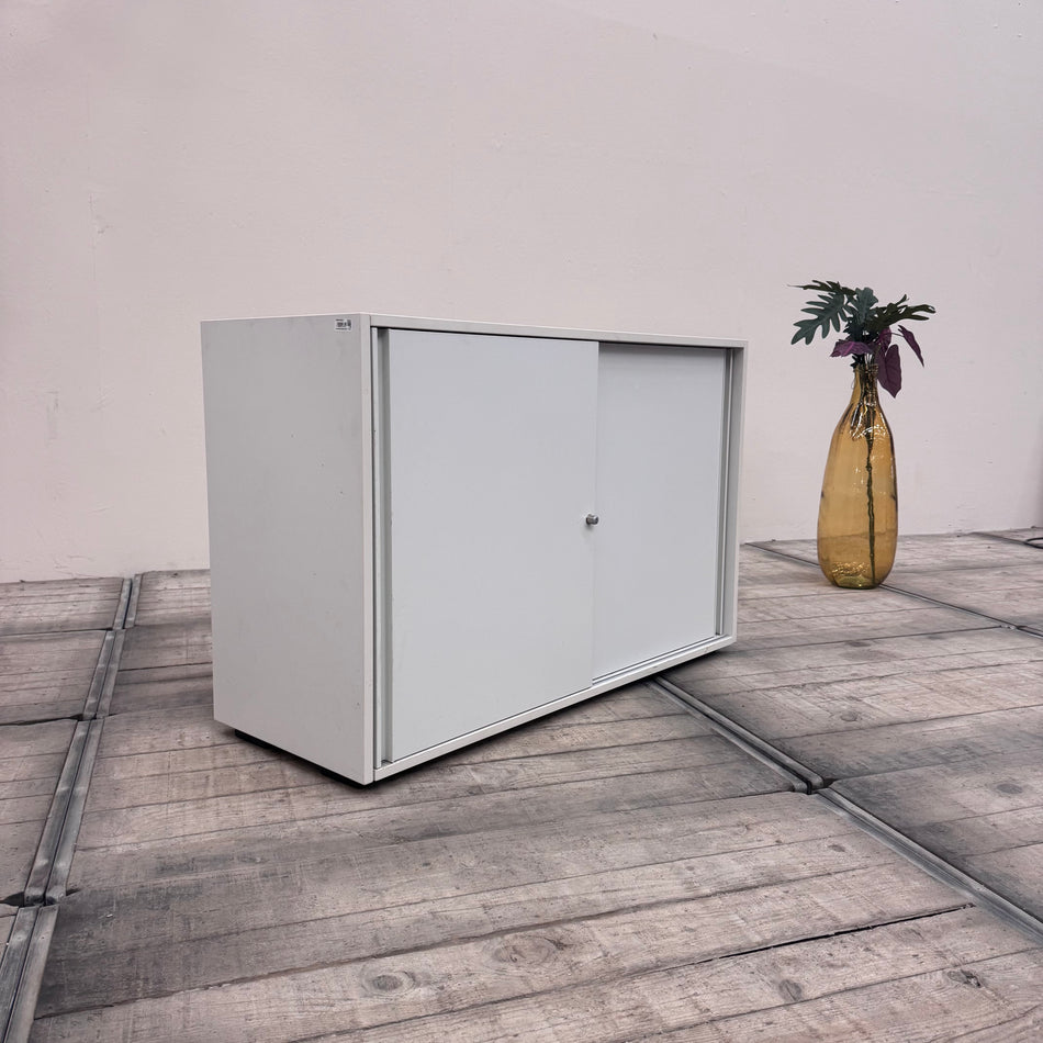 Planmöbel Sideboard 100cm 2OH Lichtgrau Büro Schrank gebraucht