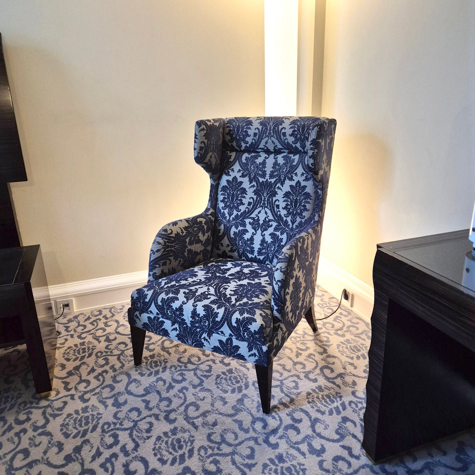 Luxus Ohrensessel blau gemustert aus Atlantic Hotel Hamburg Luxus Sessel gebraucht