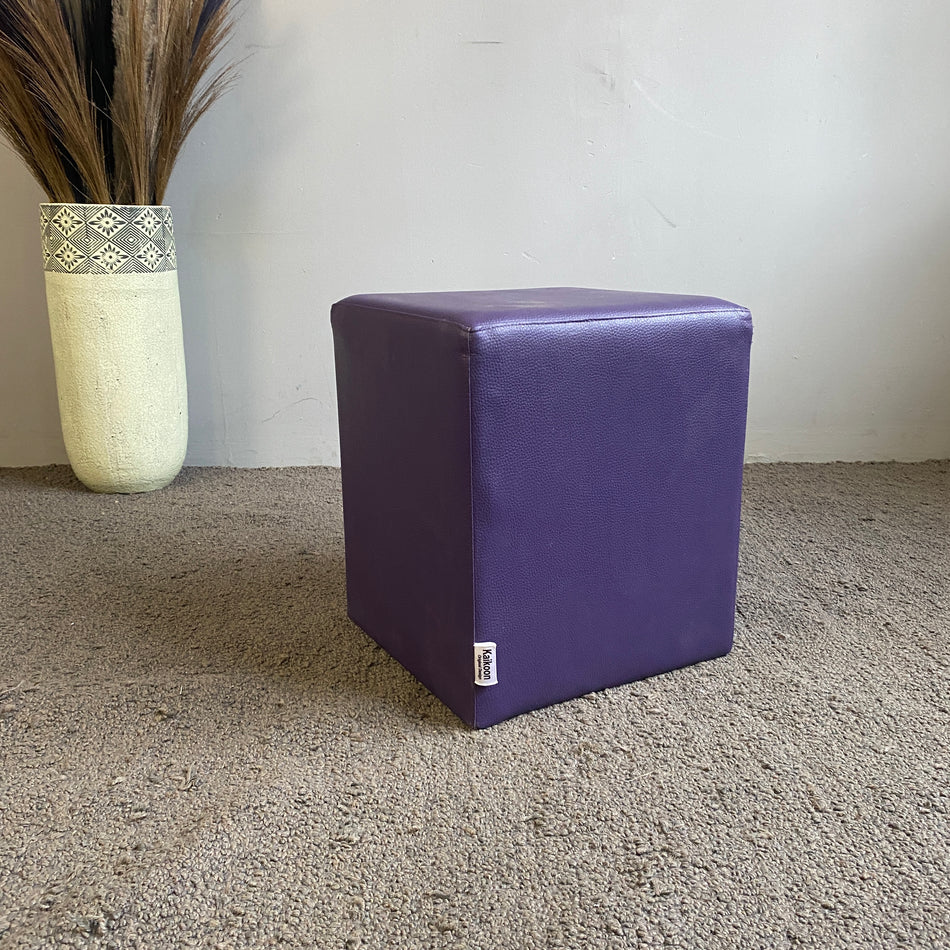 Kaikoon Sitzhocker gebraucht lila Hocker eckig