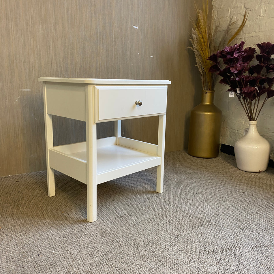 Weißer Nachttisch mit Schublade und Ablagefach – Tisch gebraucht