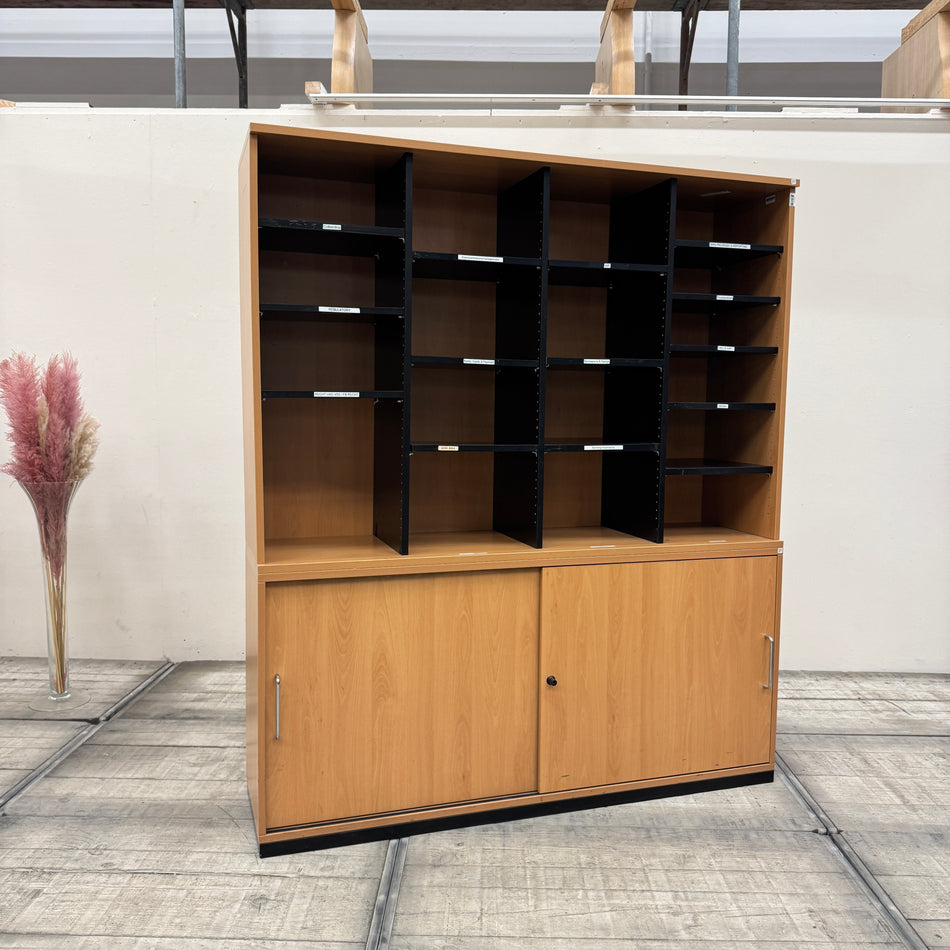 Steelcase Werndl Sortierschrank Postverteilerschrank Schiebetüren Buche Büro Schrank Gebraucht