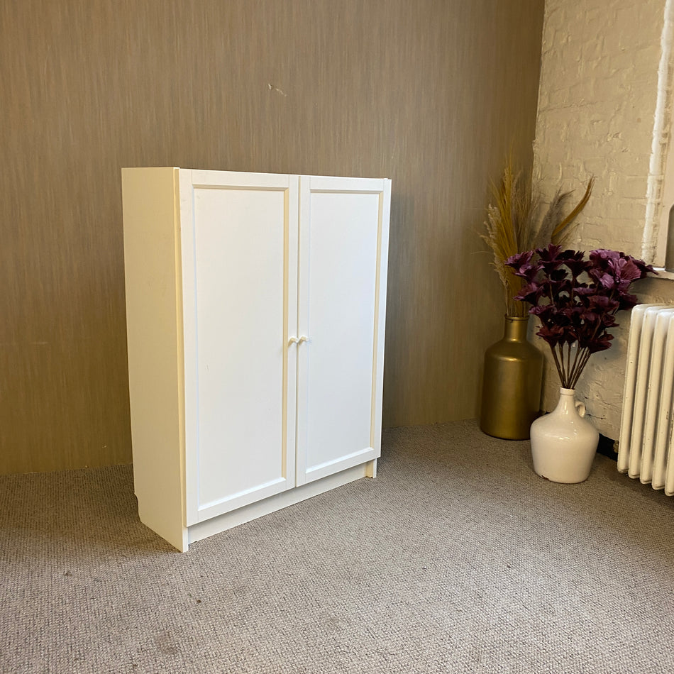 IKEA OXBERG Schrank weiß mit 2 Türen & Einlegeböden – kompakter Stauraum gebraucht