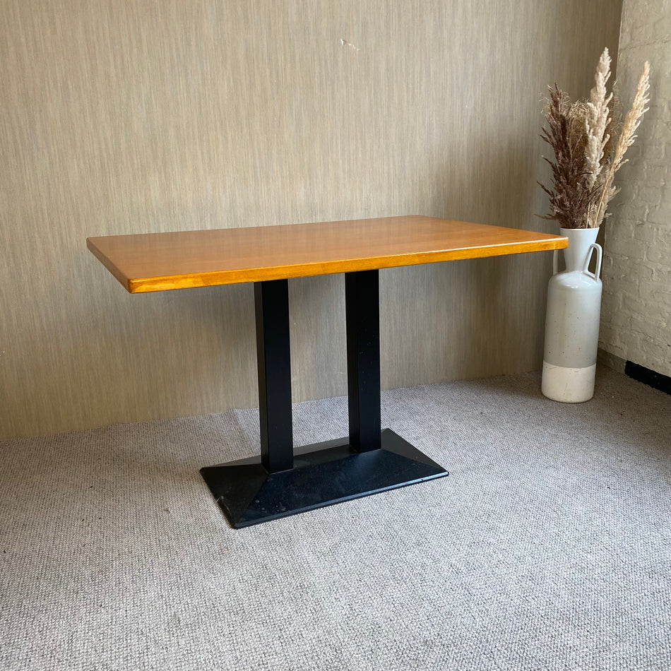 Bistrotisch gebraucht groß dunkel Holz Metall Tisch