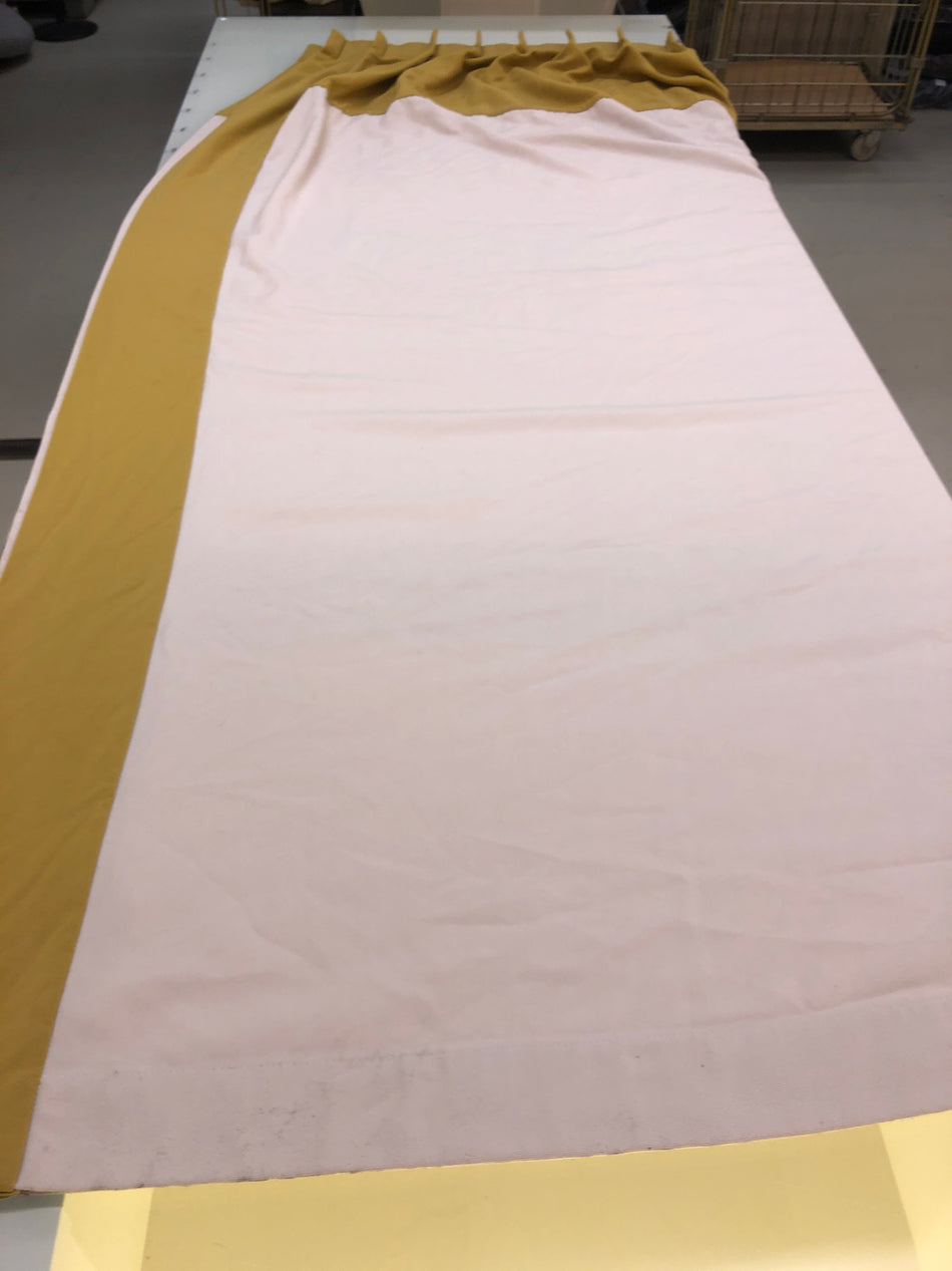 Gardine Vorhang Verdunkler gebraucht 115x220 beige mit senffarbenen Streifen