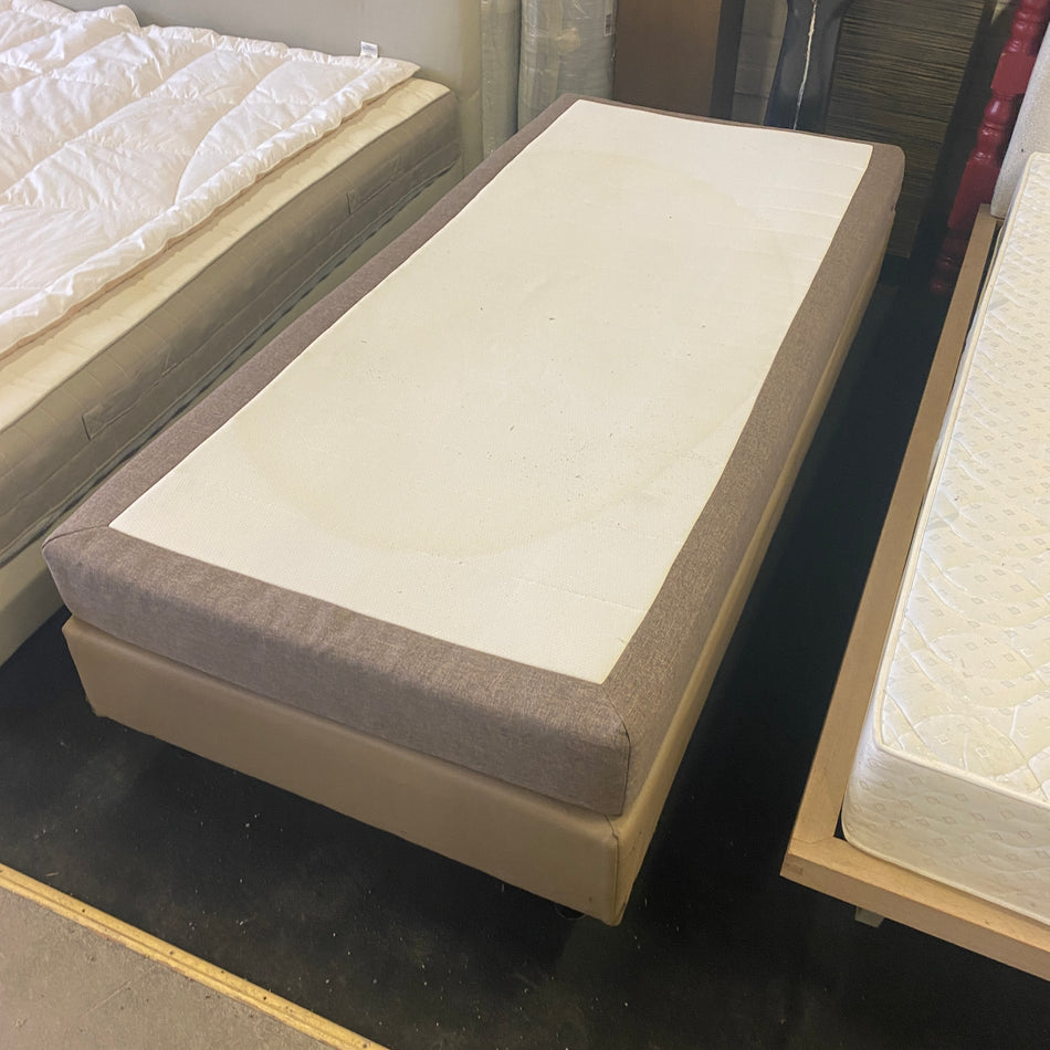 Boxspringbett braun 90x200 mit Matratze - Bett gebraucht Einzelbett