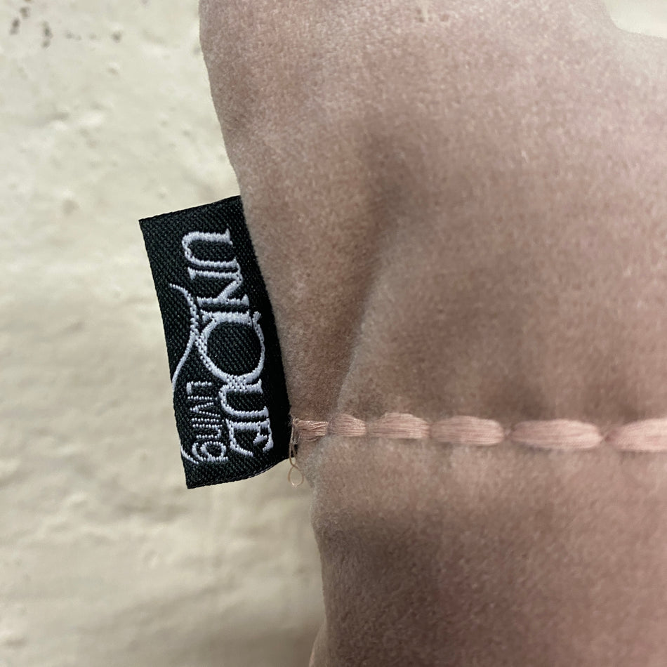 Unique Living Nika Zierkissen altrosa gesteppt Dekokissen 45x45 Neuware