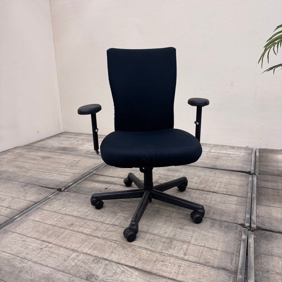 Vitra Drehstuhl Anthrazit Stoff Armlehnstuhl Bürodrehstuhl Stuhl Gebraucht