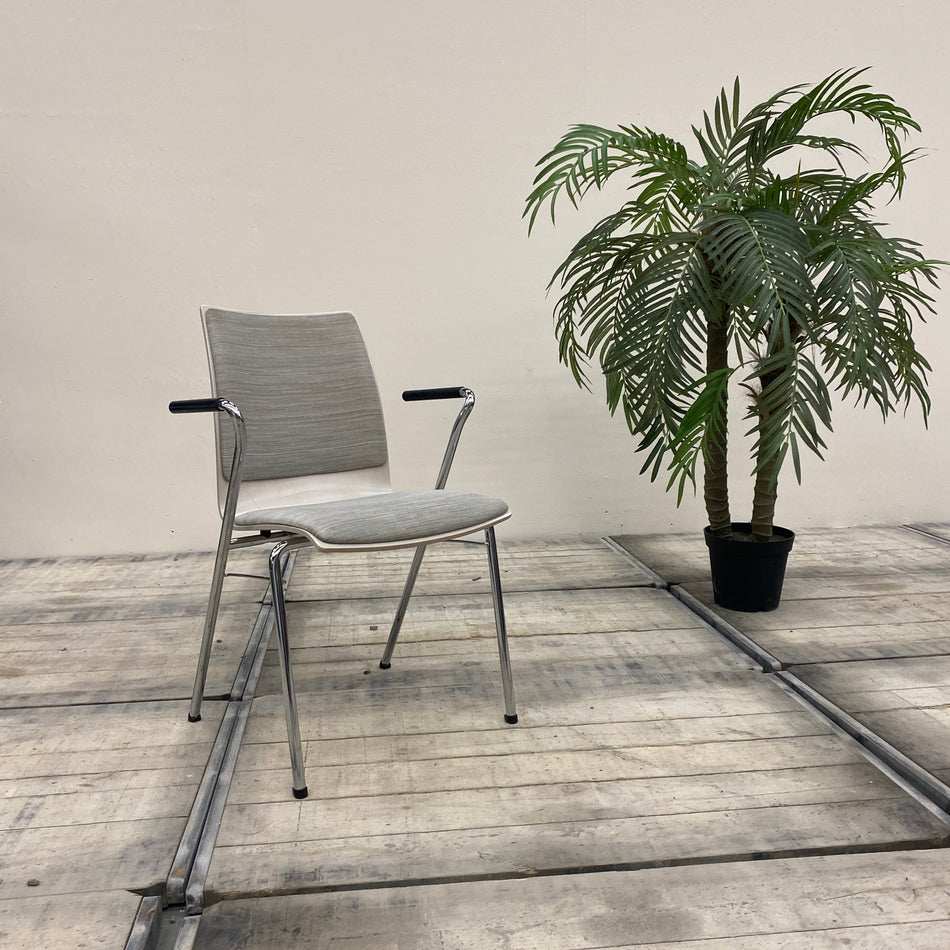 Brunner Stapelstuhl Holz Grau Stoff Design Gebraucht