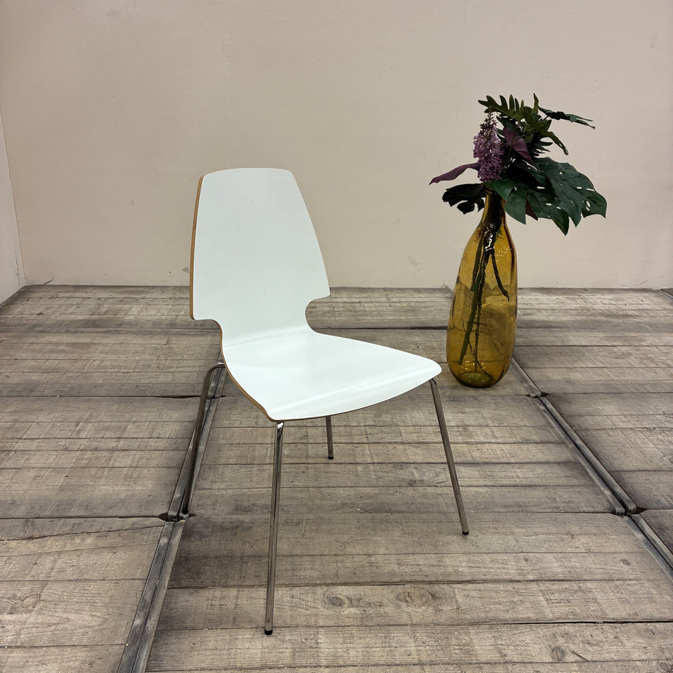 IKEA Vilmar Stuhl Stapelstuhl Weiß Chrom Metalldesign Gebraucht