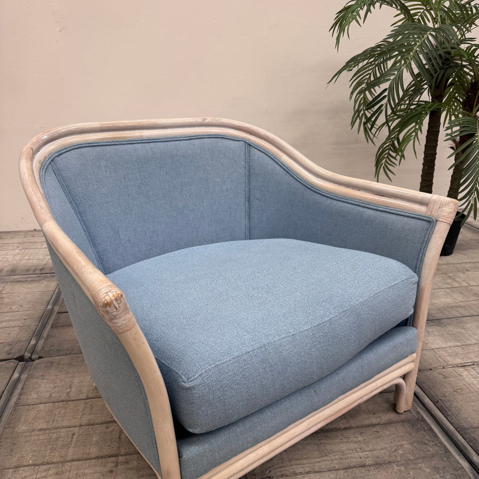 Eleganter Vintage Sessel Creme Blau Loungesessel aus Villen-Bestand Gebraucht