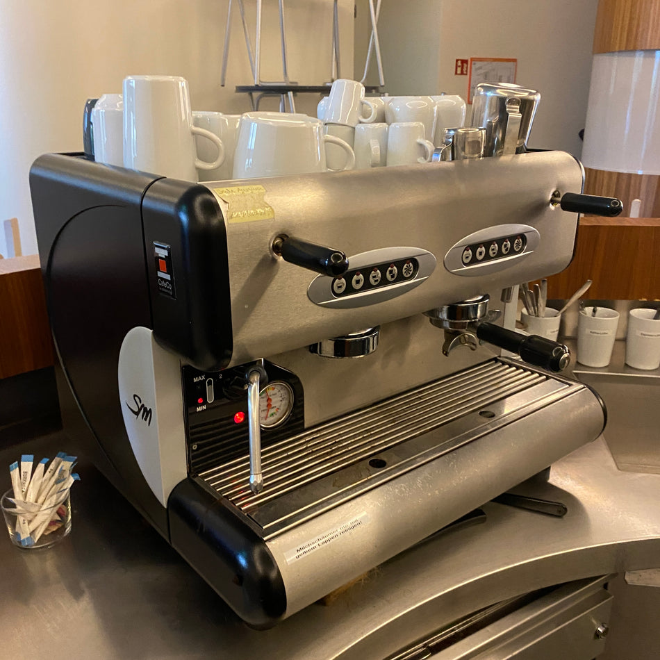 La San Marco 85 Sprint E 2-gruppige Gastro Siebträgermaschine – Profi Espressomaschine – gebraucht