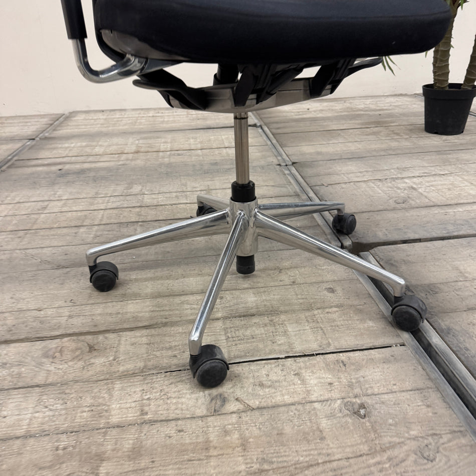 Vitra Axess Bürodrehstuhl Schwarz Stoff Metall Ergonomisch Drehstuhl Gebraucht