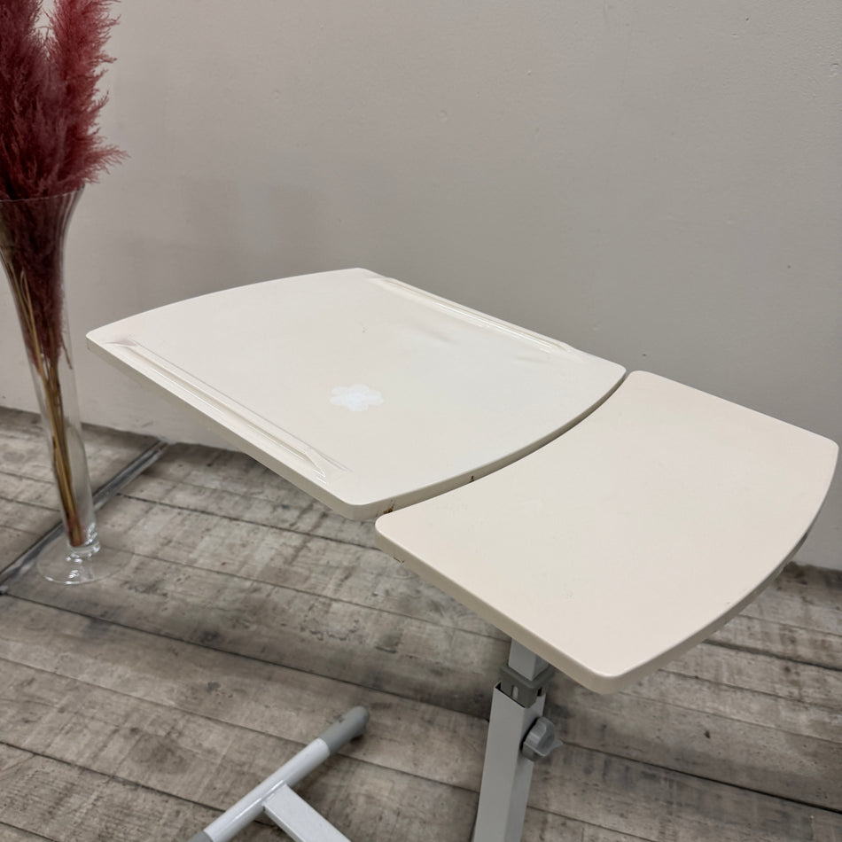 Laptoptisch Beistelltisch Neigbar Höhenverstellbar Rollbar Weiß Mobil Gebraucht