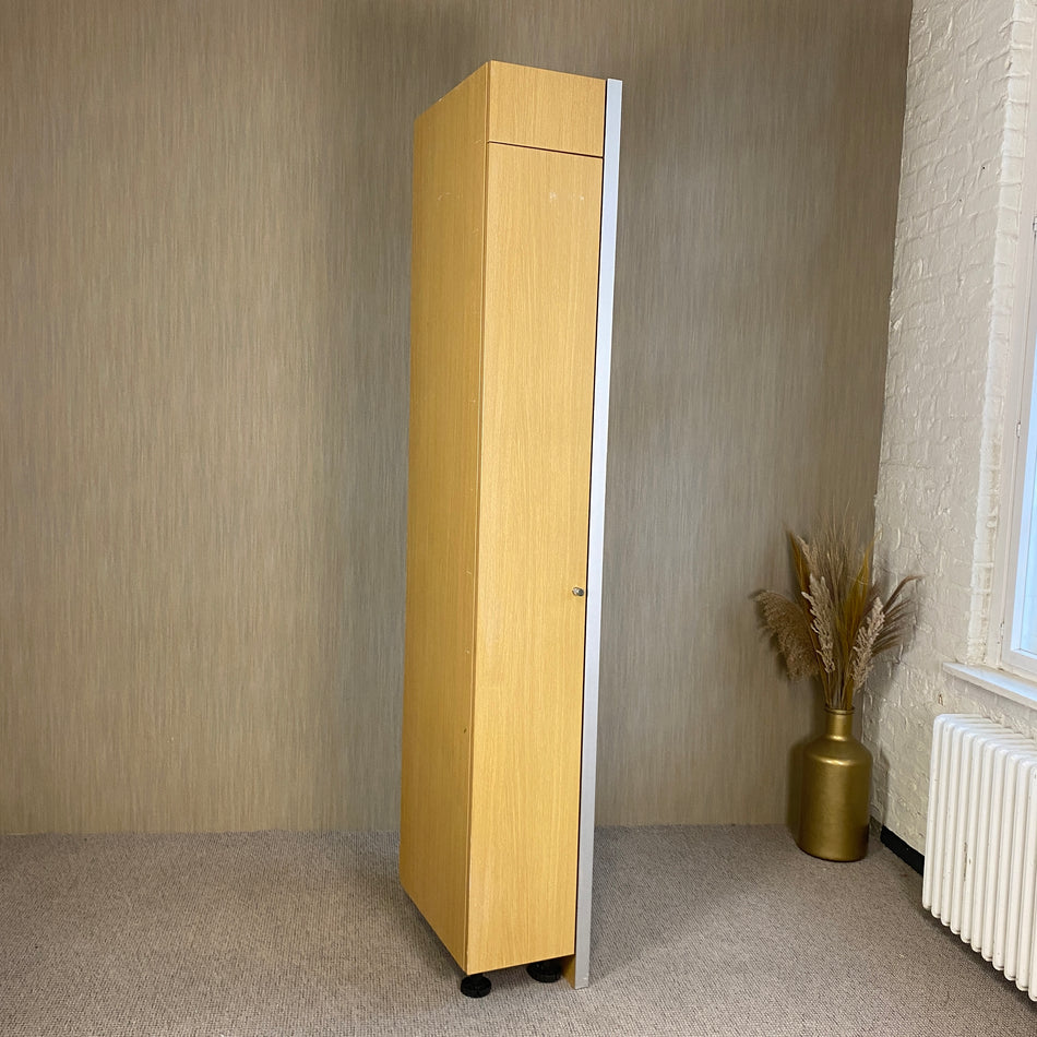 Kleiderschrank Holz furniert gebraucht 228cm Schrank