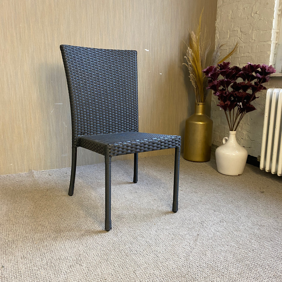 MendlerMendler  Gartenstuhl Polyrattan – moderner Outdoor Stuhl in Schwarz für Balkon & Terrasse gebraucht