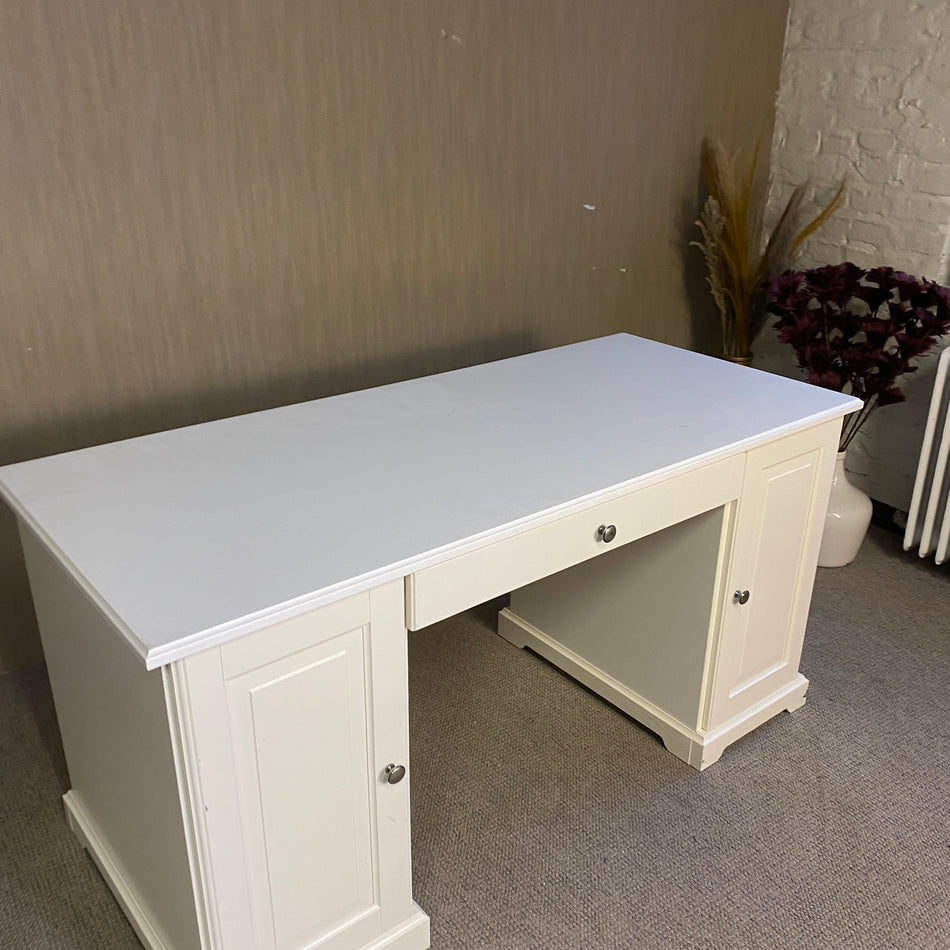 Großer weißer Landhaus-Schreibtisch mit Schublade & Stauraum – Massiver Bürotisch im Landhausstil Tisch gebraucht