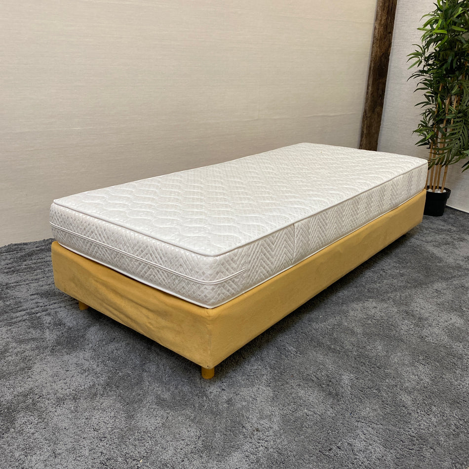 Boxspringbett gebraucht gelb 90x200 Bett inkl Matratze