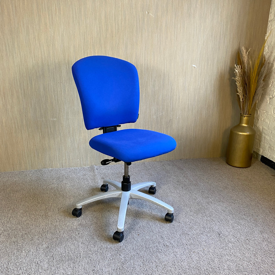 Dauphin Zeta Bürodrehstuhl gebraucht blau Stuhl